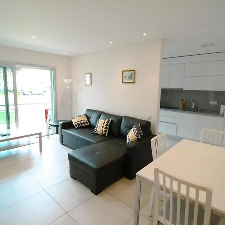 Apartment 2 Bed With Roof Pool, Close To Falesia At10